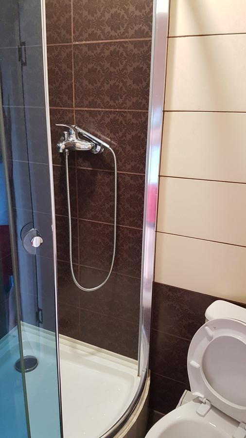 Glamour Hotel Luhyny المظهر الخارجي الصورة
